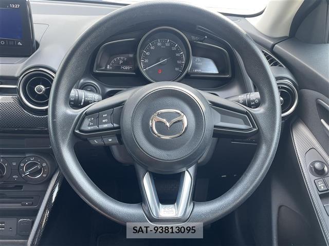Mazda DEMIO 2018 8768182-1