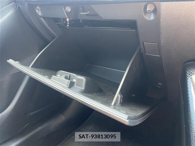 Mazda DEMIO 2018 8768182-11