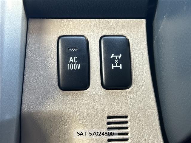 Toyota HILUX SURF 2003 8825904-19
