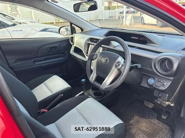 Toyota AQUA 2014 8762983-4