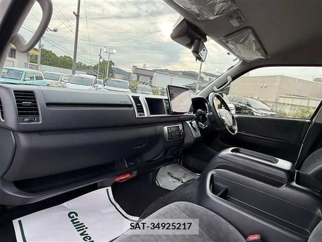 Toyota HIACE WAGON 2026 8761708-18
