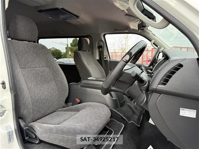 Toyota HIACE WAGON 2026 8761708-3