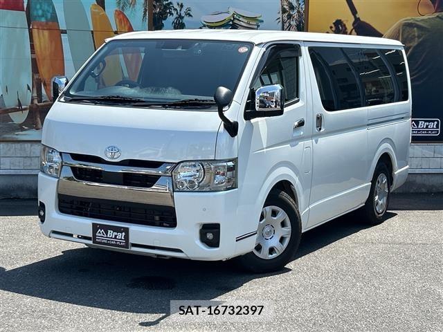 Toyota HIACE VAN 2023 8677216-0