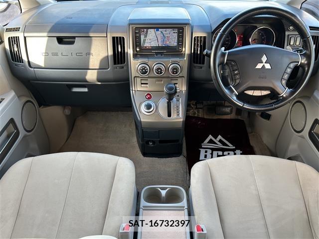 Toyota HIACE VAN 2023 8677216-14