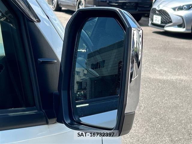 Toyota HIACE VAN 2023 8677216-20
