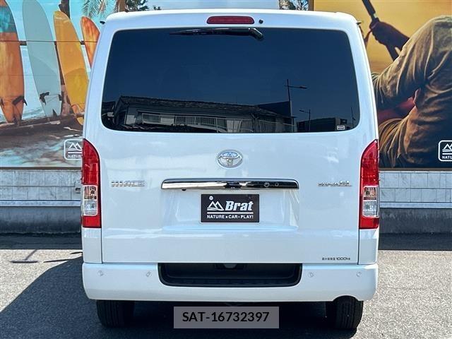 Toyota HIACE VAN 2023 8677216-4