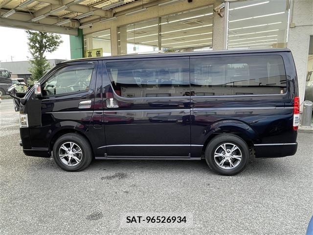 Toyota HIACE VAN 2020 8759751-13