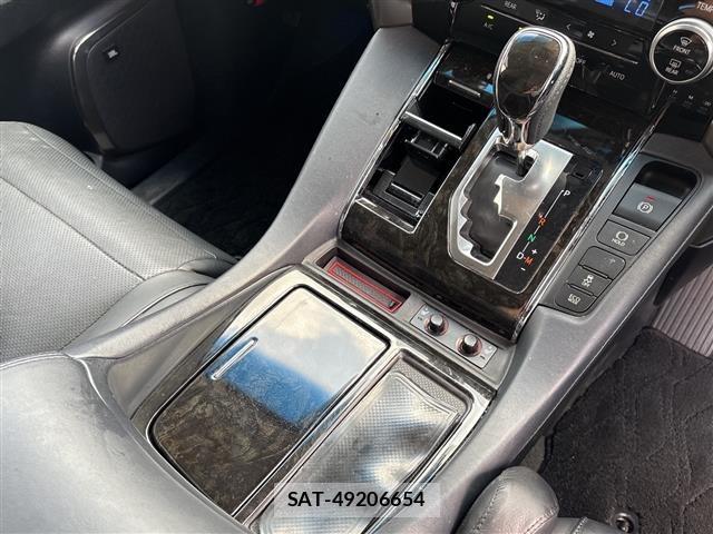 Toyota VELLFIRE 2017 8674528-1