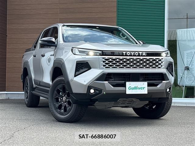 2025 Toyota Hilux — Photo 3