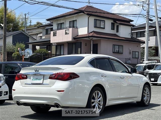 Nissan FUGA 2017 8676900-17