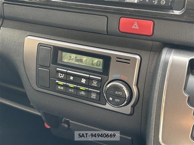 Toyota HIACE VAN 2015 8677223-9
