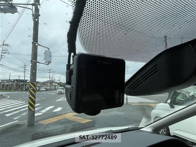 Nissan SERENA 2018 8672619-20