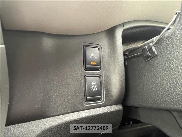 Nissan SERENA 2018 8672619-9