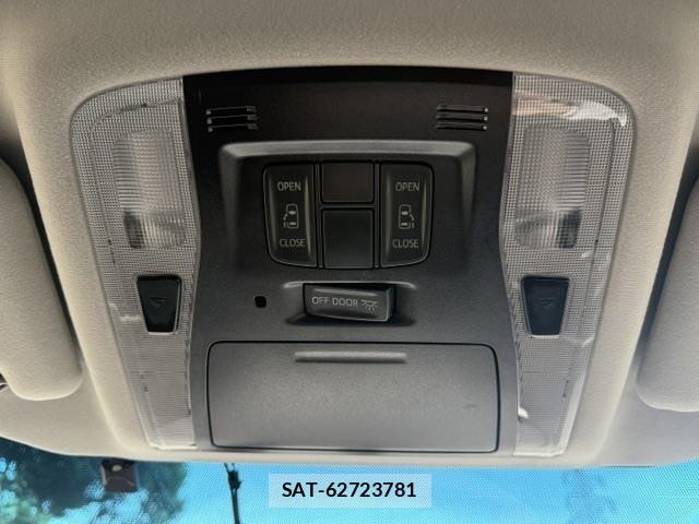 Toyota VELLFIRE 2016 8674530-22