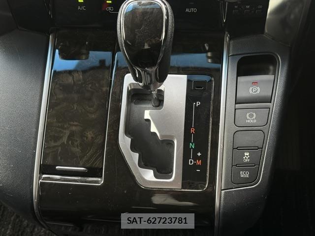 Toyota VELLFIRE 2016 8674530-8