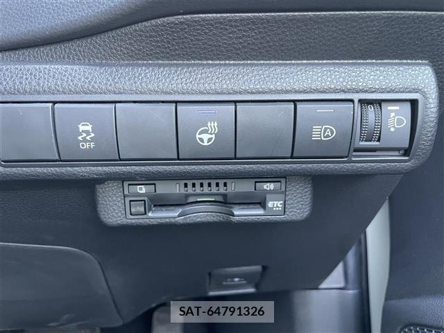 Toyota COROLLA TOURING 2022 8677302-1