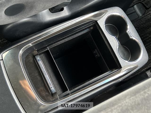 Toyota VELLFIRE 2017 8674537-4
