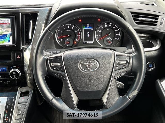 Toyota VELLFIRE 2017 8674537-6