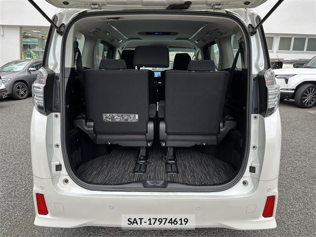 Toyota VELLFIRE 2017 8674537-8
