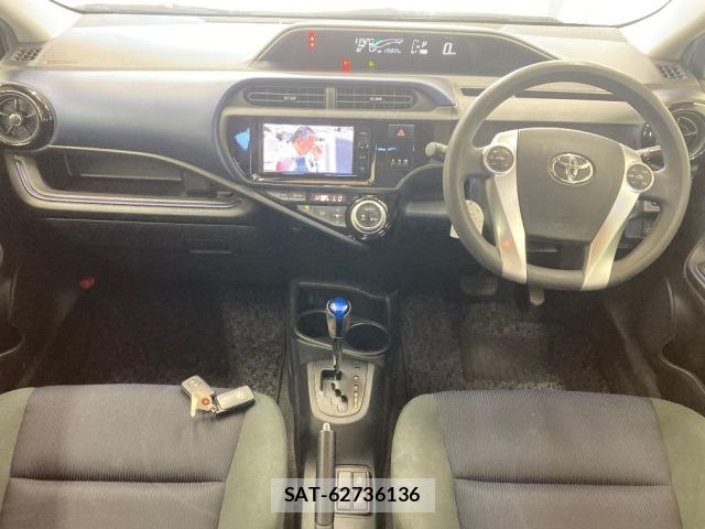 Toyota AQUA 2015 8944405-3