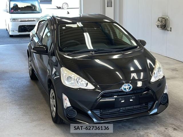 Toyota AQUA 2015 8944405-4