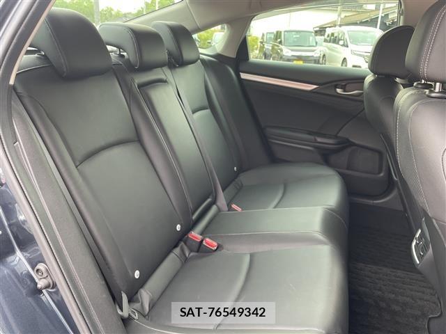 Honda CIVIC 2018 8770517-7