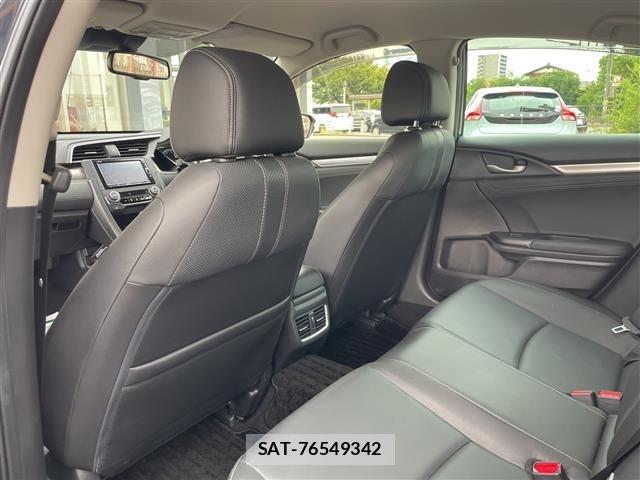 Honda CIVIC 2018 8770517-8