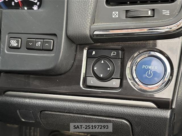 Toyota CROWN 2015 8769562-11