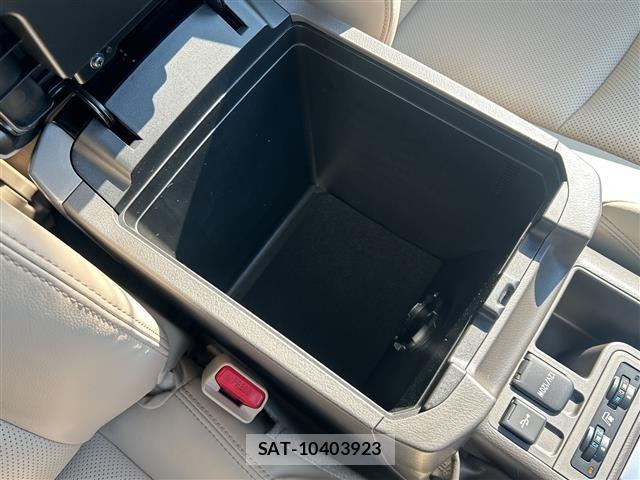 Toyota LAND CRUISER PRADO 2023 8676434-6