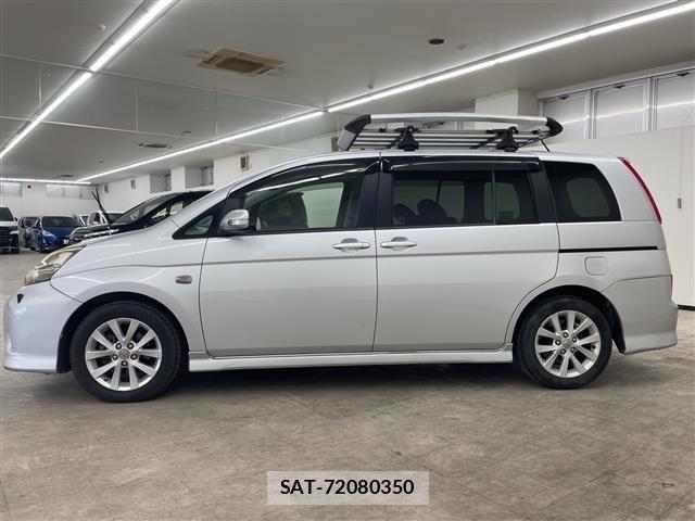 Toyota ISIS 2008 8759813-16