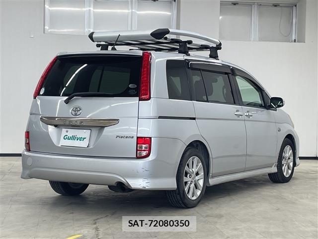 Toyota ISIS 2008 8759813-18