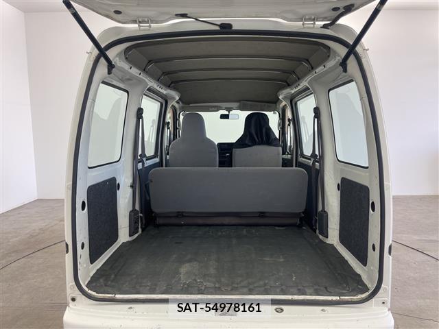 Toyota PIXIS VAN 2013 8677415-10