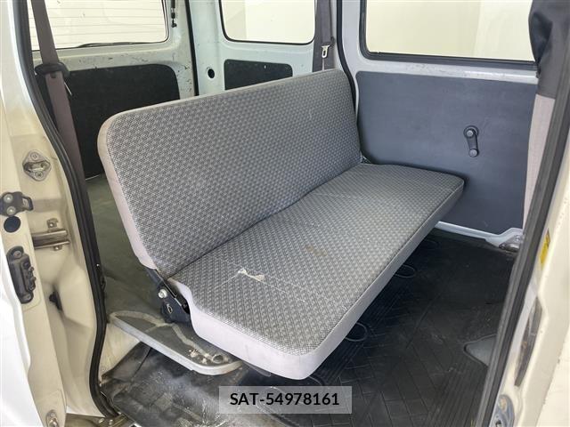 Toyota PIXIS VAN 2013 8677415-3
