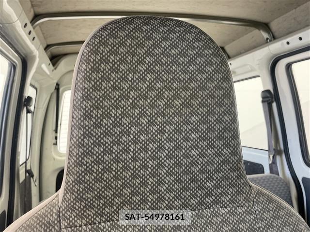 Toyota PIXIS VAN 2013 8677415-5