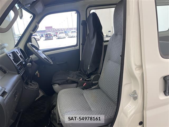 Toyota PIXIS VAN 2013 8677415-7