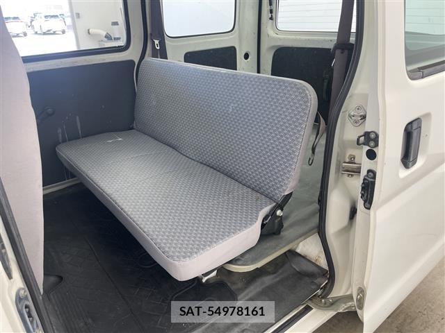 Toyota PIXIS VAN 2013 8677415-8