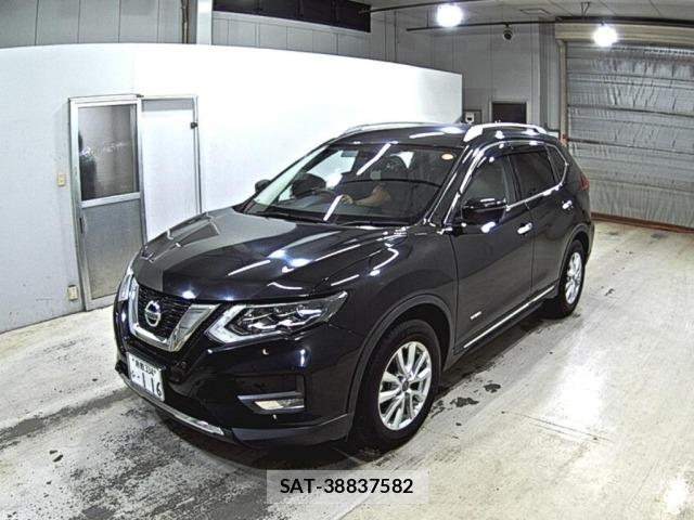 Nissan X-TRAIL 2018 8930140-4