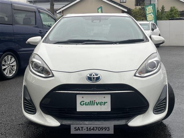 Toyota AQUA 2018 8762985-17
