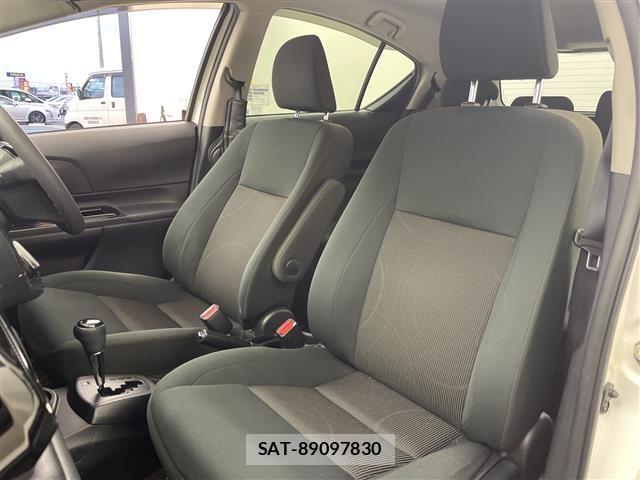 Toyota AQUA 2018 8762986-2