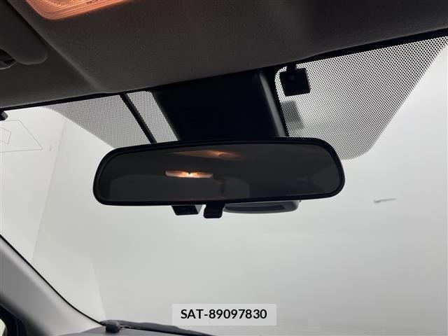 Toyota AQUA 2018 8762986-20
