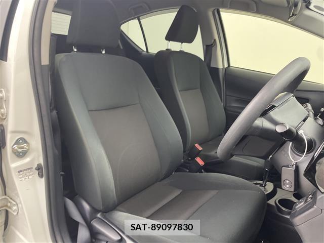 Toyota AQUA 2018 8762986-22