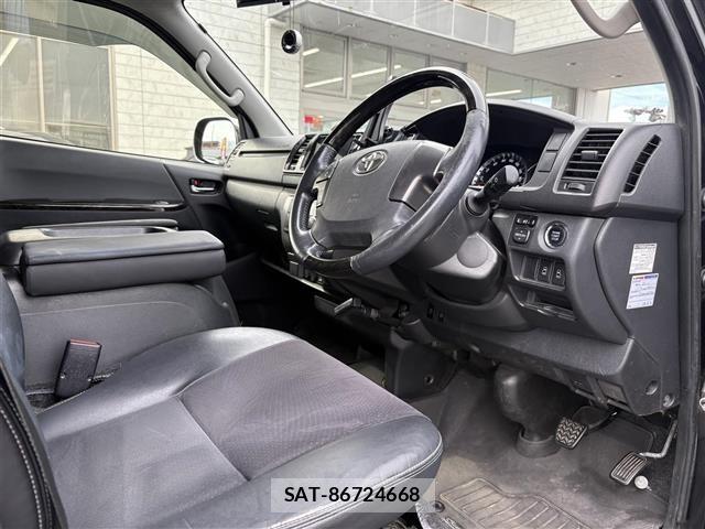 Toyota HIACE VAN 2016 8759760-19