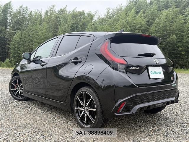 Toyota AQUA 2024 8762990-1