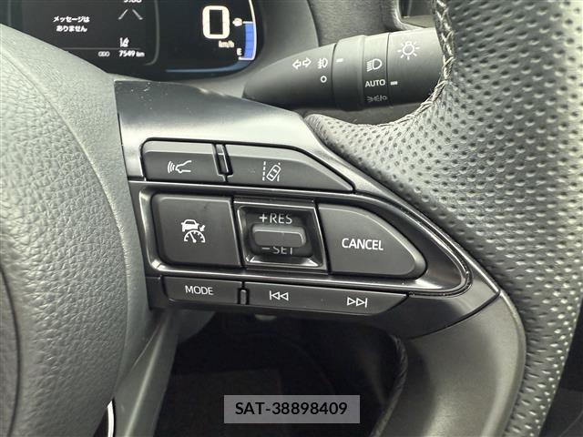 Toyota AQUA 2024 8762990-12