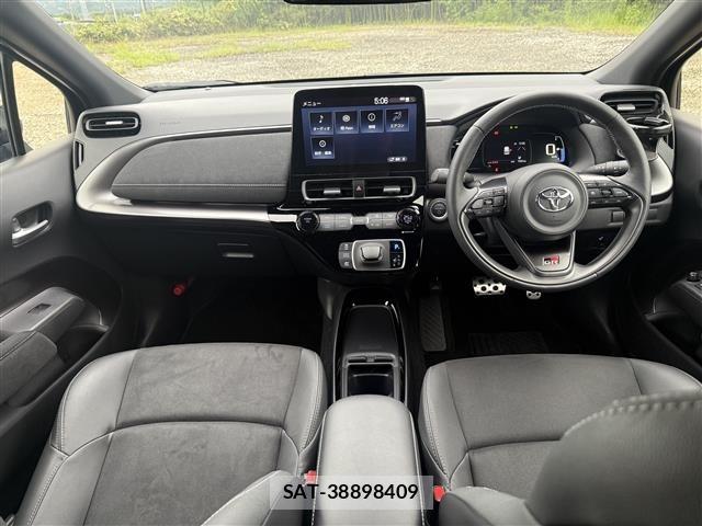 Toyota AQUA 2024 8762990-14