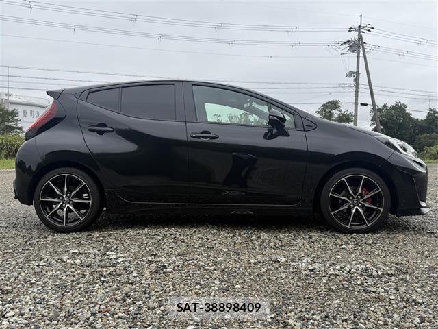 Toyota AQUA 2024 8762990-7