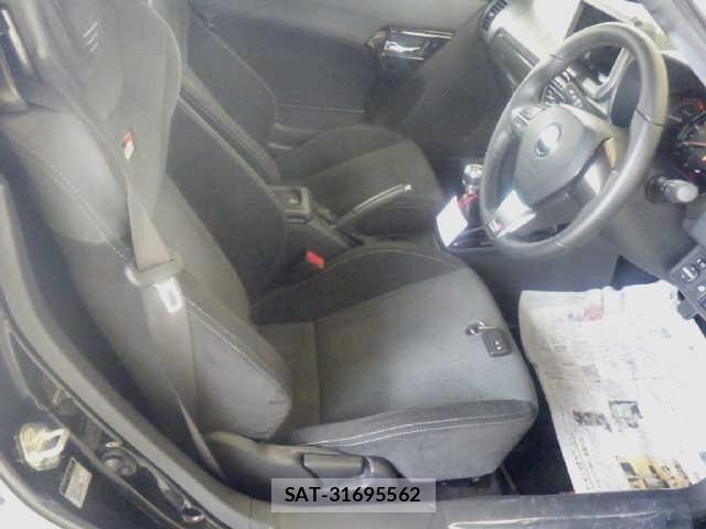 Daihatsu COPEN 2026 8702843-7