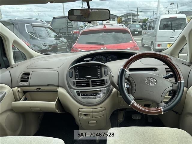 Toyota ESTIMA T 2004 8825687-2