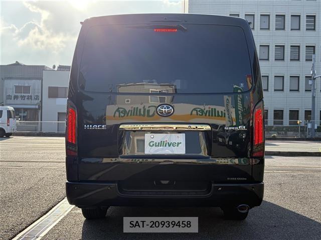 Toyota HIACE VAN 2022 8677231-10