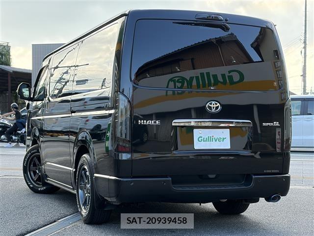 Toyota HIACE VAN 2022 8677231-13